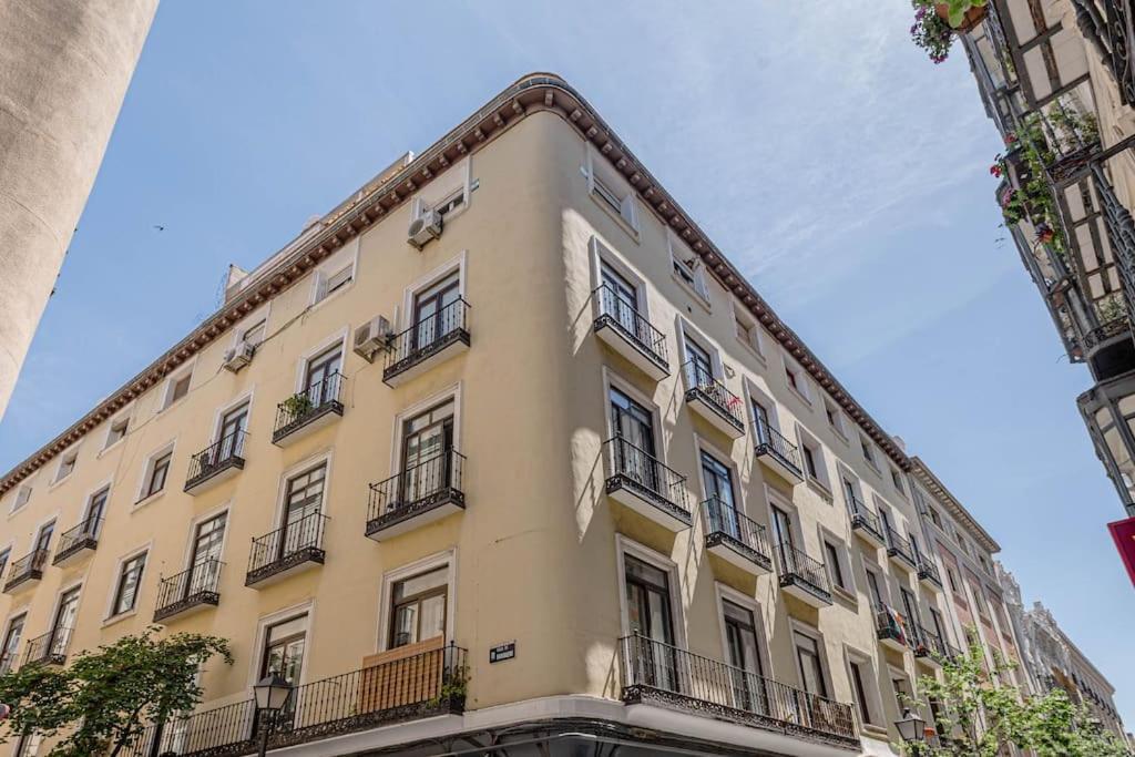 Tranquilo Apartamento En Chueca In2Iz5 Madri Exterior foto